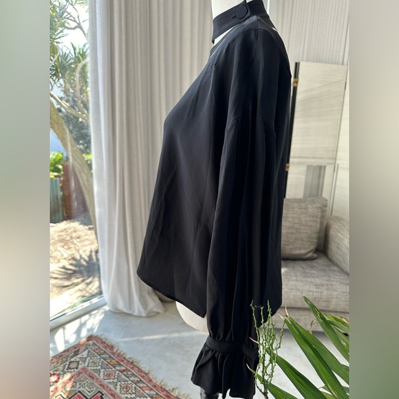 Fendi silk black top size 8 - Picture 6 of 9